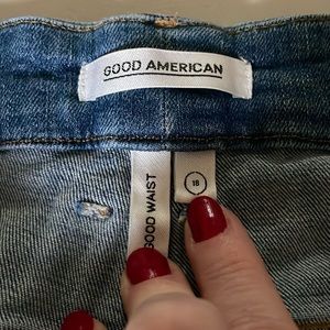 Size 18 Good American-Good Waist high waist stretch frayed hem skinny jeans